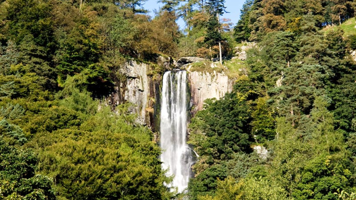 Pistyll Rhaeadr: Discovering One of Wales’ Most Spectacular Waterfalls